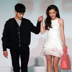 金秀賢牽手baby 男人如何練就完美身材