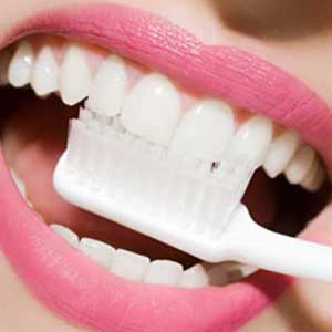 冬季上火不用怕 兩個秘方防治牙齦出血