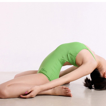 瑜伽小動作讓你輕松排毒